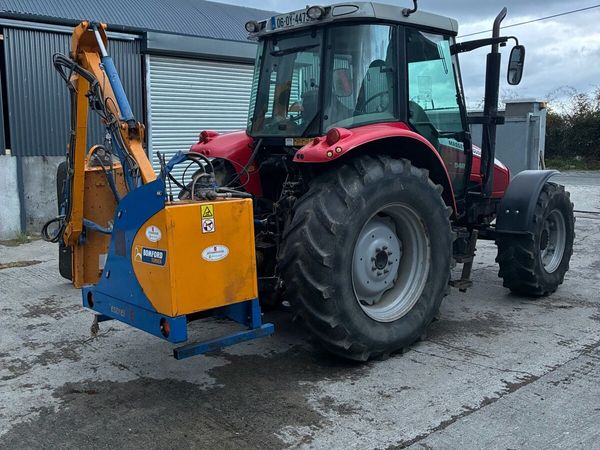 Hedge cutter hire - Main image