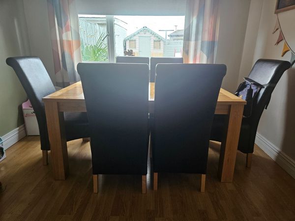 Extendable dining table and 6 chairs - Main image