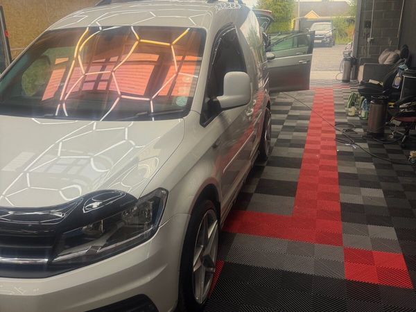 2019 vw caddy low mileage - Main image