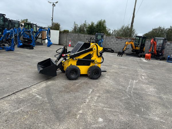 Deleno S360 Stand on Mini Skid Steer - Main image