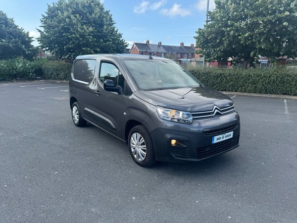Citroen Berlingo BlueHDi 100 – 6 Speed - Main image
