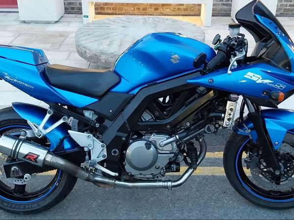 09 SUZUKI SV 650 - Main image