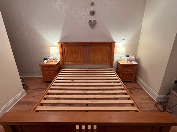 King Size Solid Oak Bed Set - Main image