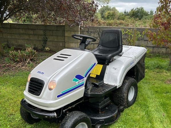Ride on lawnmower 15.5hp - Main image