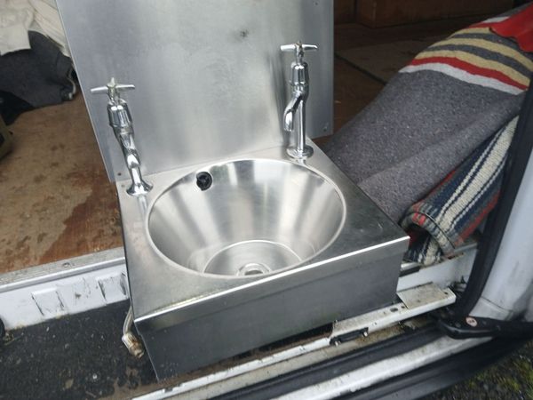 Staneless steel personnel sink unit complete - Main image