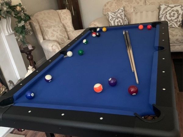 Pool table - Main image