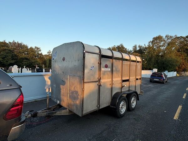 Iforwilliams cattle trailer - Main image