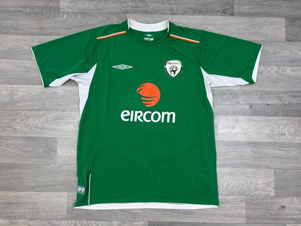 Vintage 2004 Umbro Ireland Home Jersey Shirt M - Main image