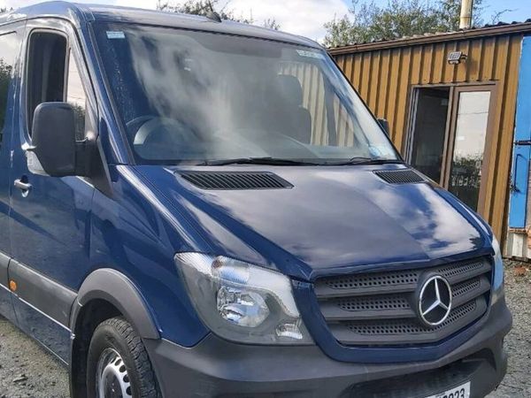 Mercedes sprinter 4 seater camper - Main image
