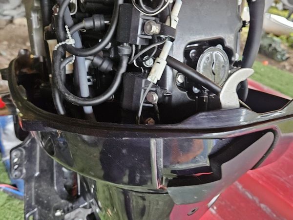 30hp Outboard engine - Main image