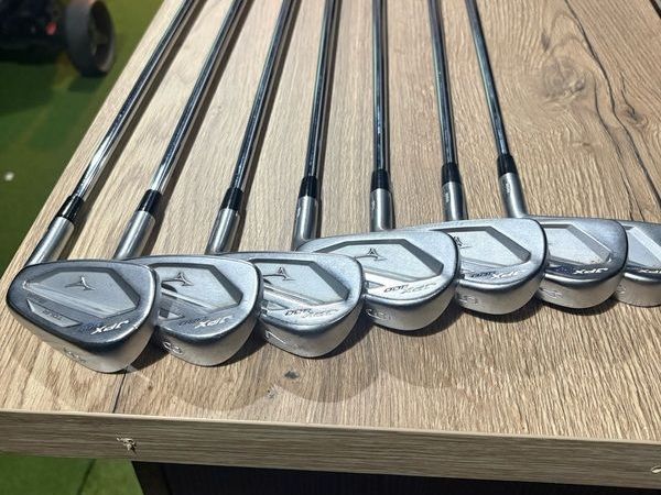 Mizuno JPX900 Tour Irons - Main image