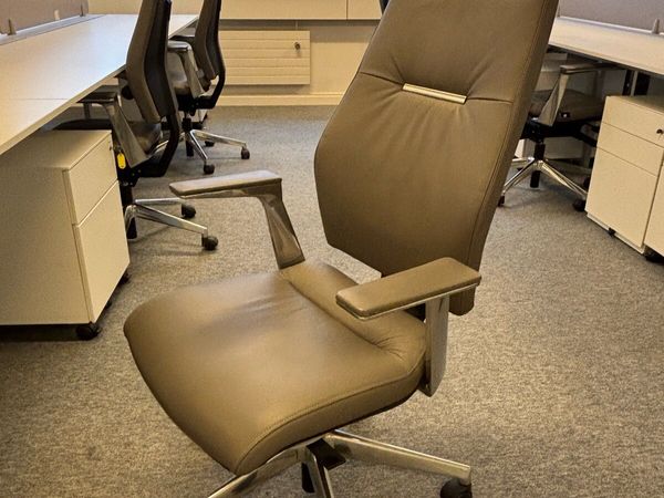 Office chairs - Main image
