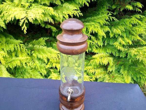 Clear glass fountain bottle postage possible - Main image