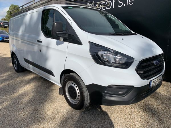Custom 2.0TDCI LWB 300 // CVRT 07/27 // LOW MILES - Main image