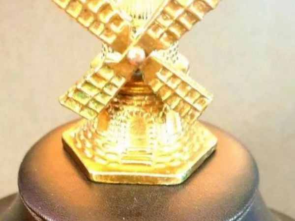 Vintage Brass Windmill In great Vintage Condition - Main image