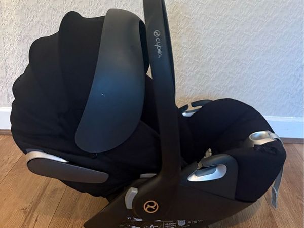 Cybex Cloud Z Rotating Car Seat & isofix base - Main image