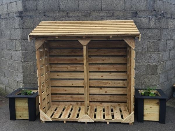 6ft x 6ft x 2ft logstore - Main image