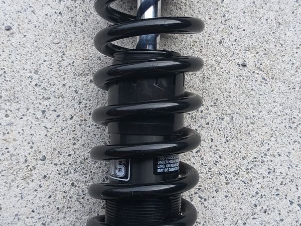 Ohlins shock triumph bobber 1200 - Main image