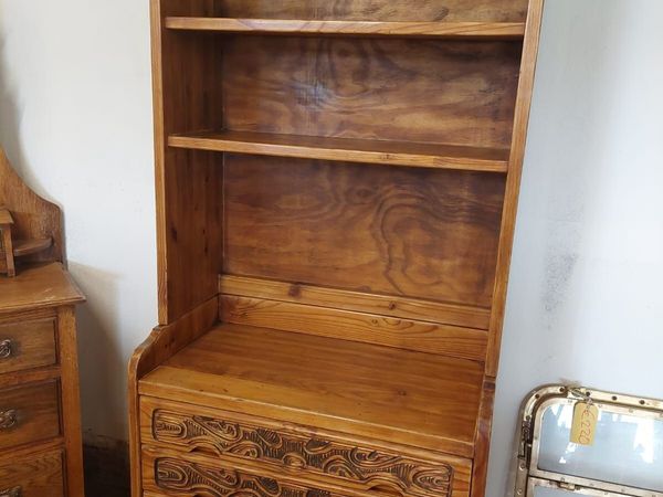 Carved front bookcase with drawers - Main image