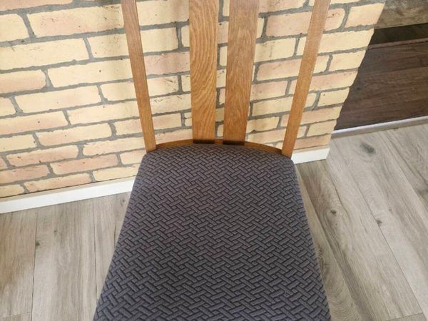 6 Solid wood dining chairs - Main image