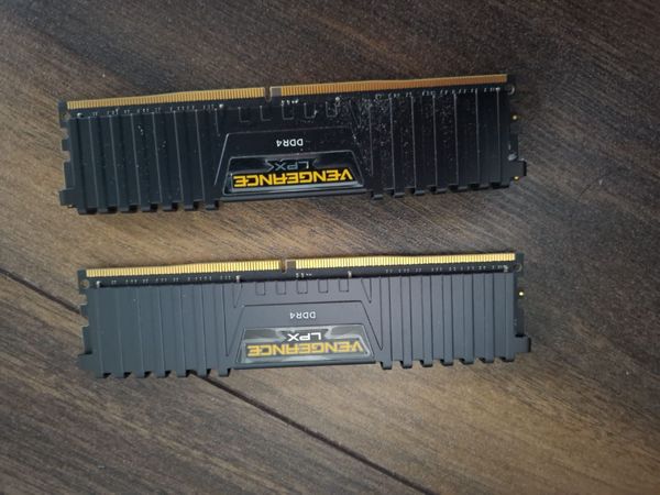 32gb Corsair Vengeance Ddr 4 3000 mhz - Main image