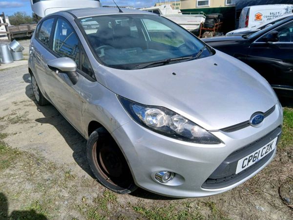 Cars for parts r repairs - Main image