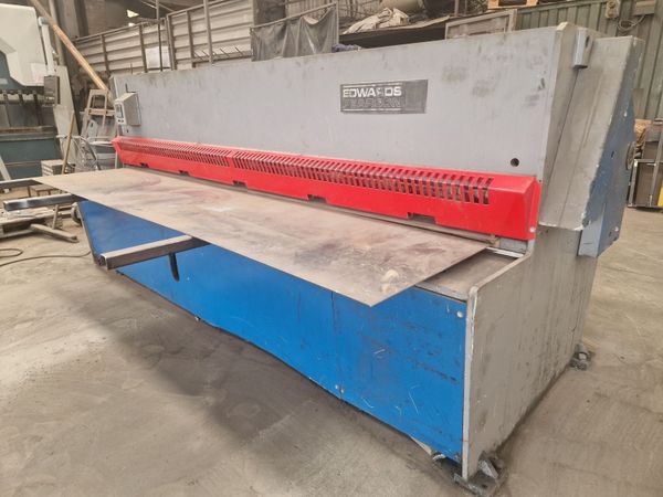 Edwards Pearson Guillotine - Main image