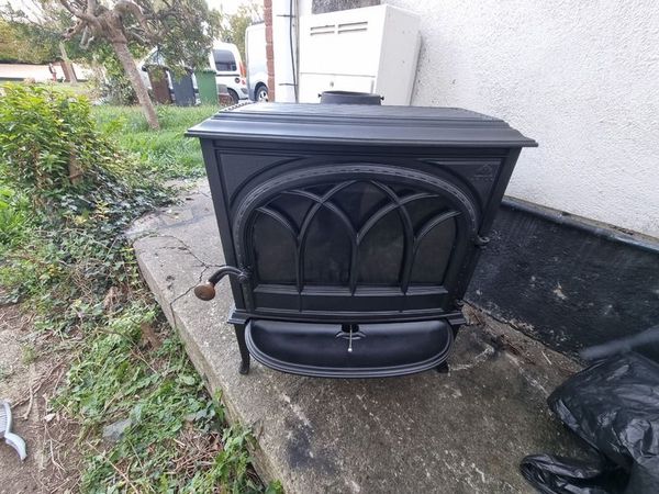 Jotul F 400 Cast Iron Wood Stove - Main image
