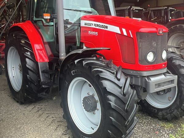 Massey Ferguson 5455 - Main image