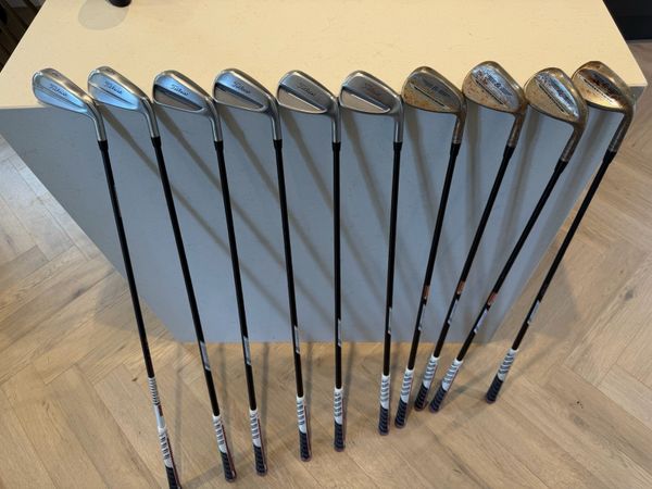 Must see Titleist irons and wedges - as new - Main image