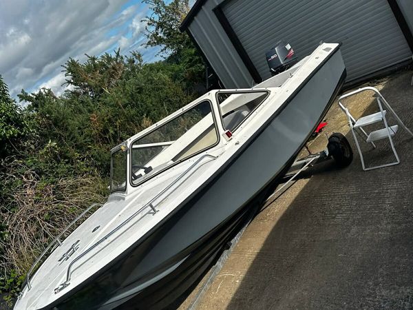 Fishing boat - Main image