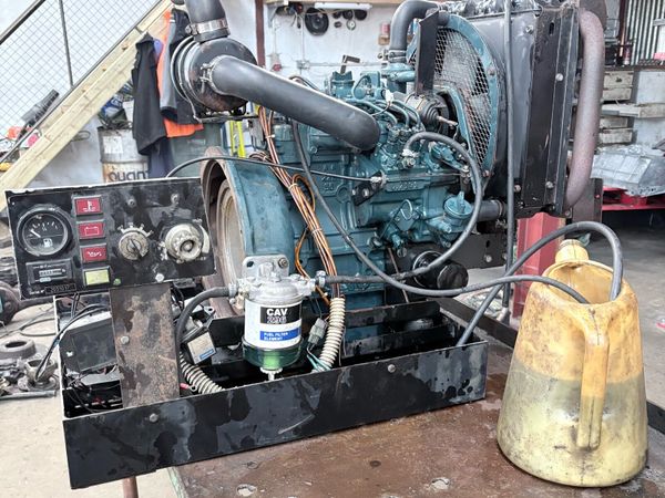 Kubota D722 Engine - Main image