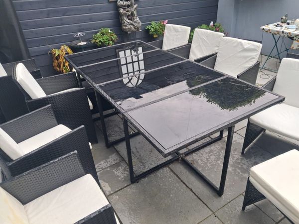 FREE  - garden table and chairs - Main image