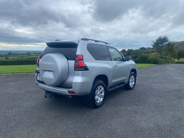 Toyota Land Cruiser 2024 - Main image