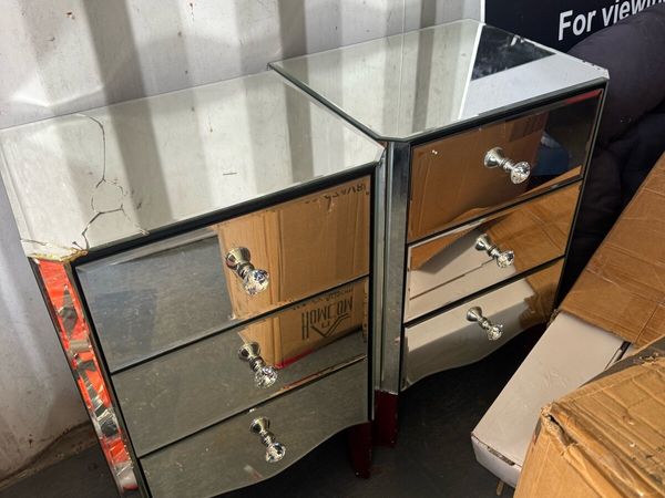 Mirror bedside lockers - Main image