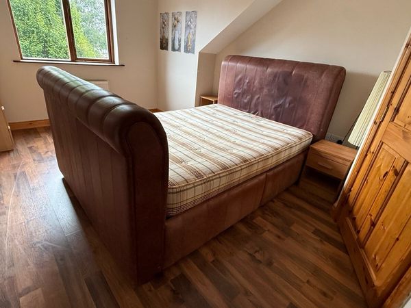 Double Sleigh Bed - Main image