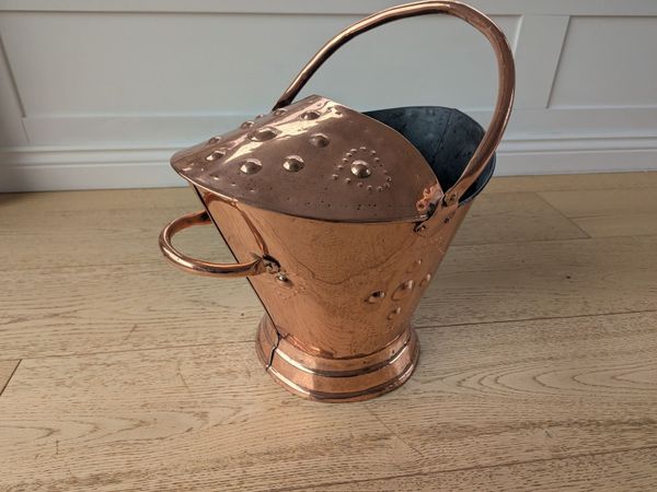 Antique Copper Coal Scuttle / Fireside Bucket - Main image