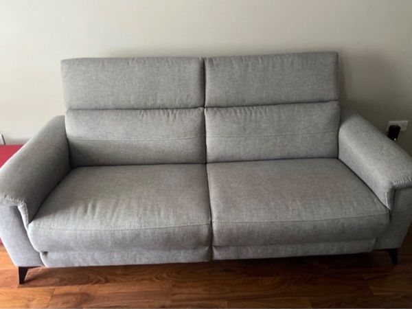 Couch - Electric Recliner - Main image
