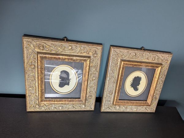 2 Antique Silhouette Portraits - Ornate Gilt frame - Main image