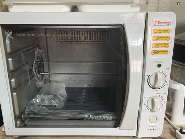 Selection of electrical household goods - Main image
