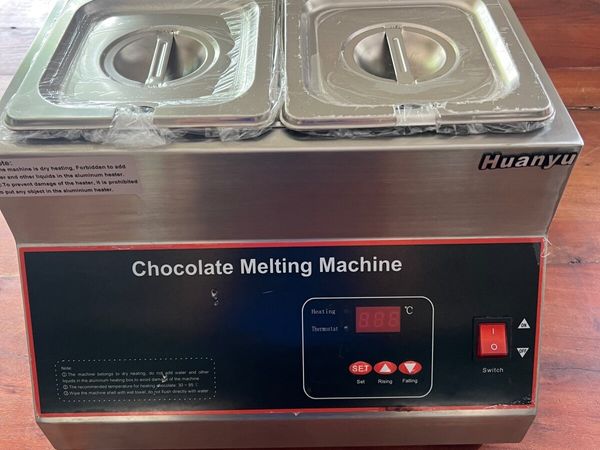 Chocolate melting / tempering machine - Main image