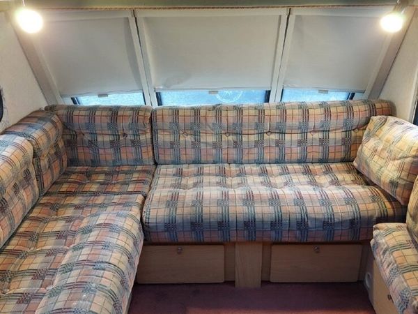 Bailey Senator Series 6 – 6 Berth Twin Axle Family - Main image