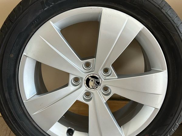*JUST REFURBISHED* 5x112 17” alloys - Main image
