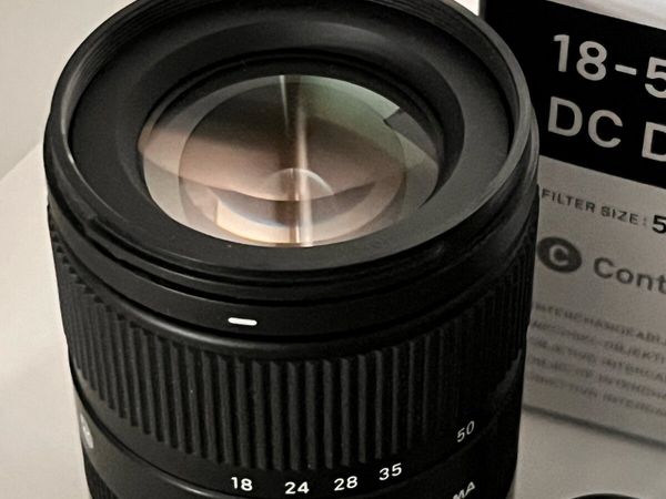 Sigma 18-50mm f/2.8 DC DNContemporary Sony E Mount - Main image