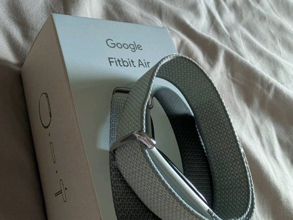 Google Fitbit Air - Main image