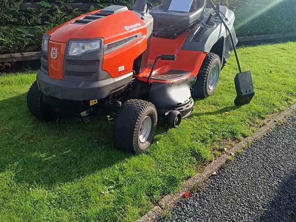 Husquvarna petrol ride on lawnmower - Main image