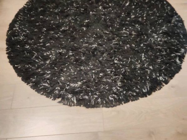 Rug. - Main image
