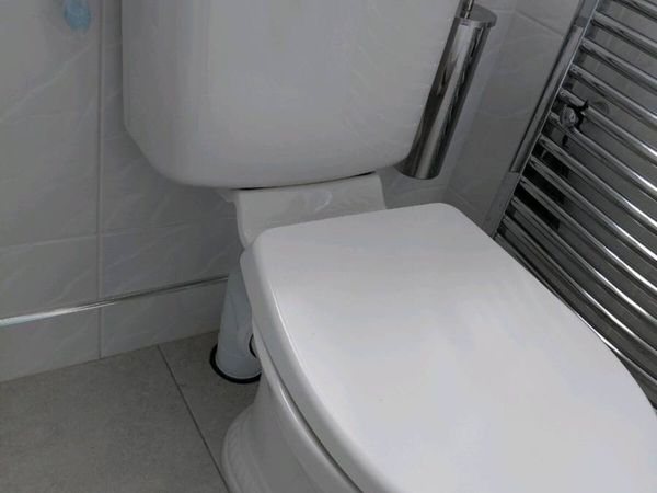 Sanitary ware. - Main image