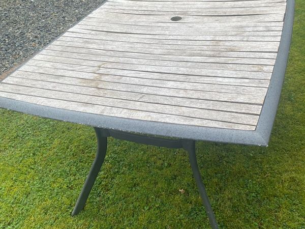 Garden table - Main image