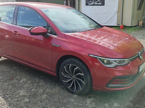 Volkswagen Golf 2021 1.5 eTSI 130HP Style DSG MHEV - Main image